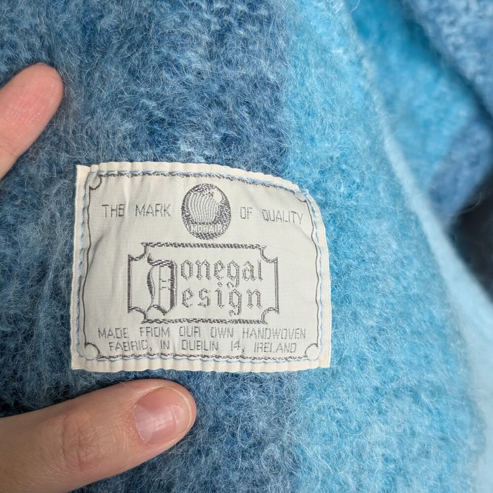 Vintage Donegal Design Mohair Wool Cape Blue Ombre Ruana with Scarf - Picture 3 of 7